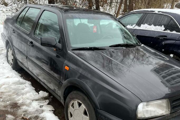 Volkswagen Vento 1 generation Sedan