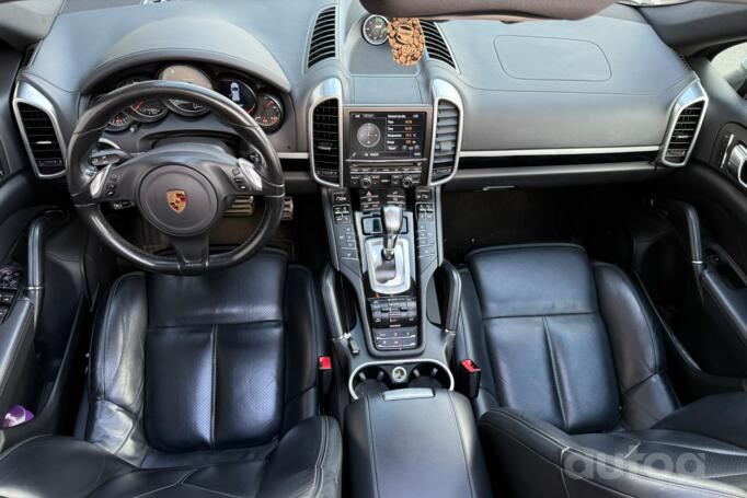 Porsche Cayenne 958 Crossover