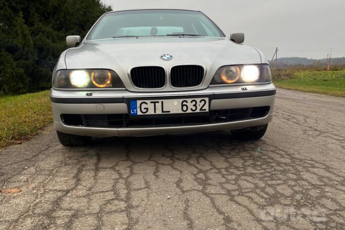 BMW 5 Series E39 Sedan 4-doors