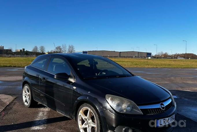 Opel Astra H [restyling]