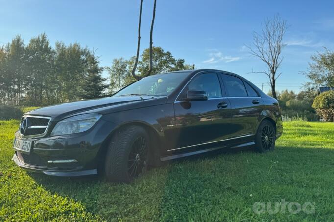 Mercedes-Benz C-Class W204/S204 Sedan 4-doors