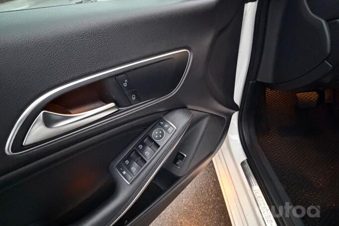 Mercedes-Benz CLA-Class C117 [restyling] Shooting Brake wagon 5-doors