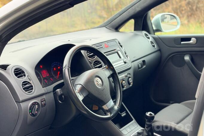 Volkswagen Golf Plus 1 generation