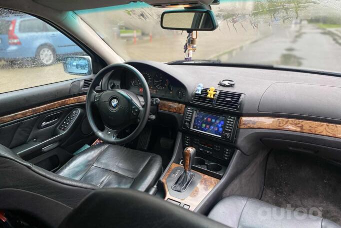 BMW 5 Series E39 Touring wagon