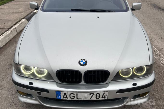 BMW 5 Series E39 Touring wagon