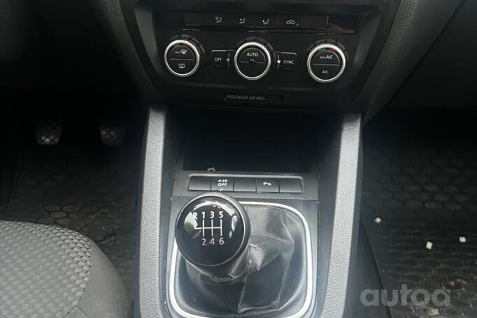 Volkswagen Jetta 6 generation Sedan