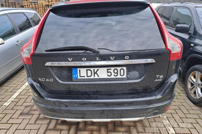 Volvo XC60 1 generation [restyling] Crossover