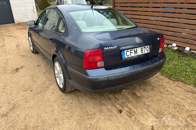 Volkswagen Passat B5 Sedan 4-doors