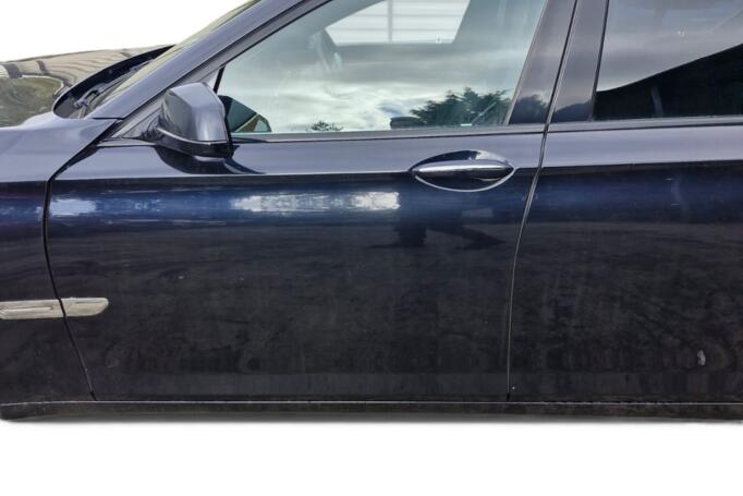 BMW 7 Series F01/F02 Sedan