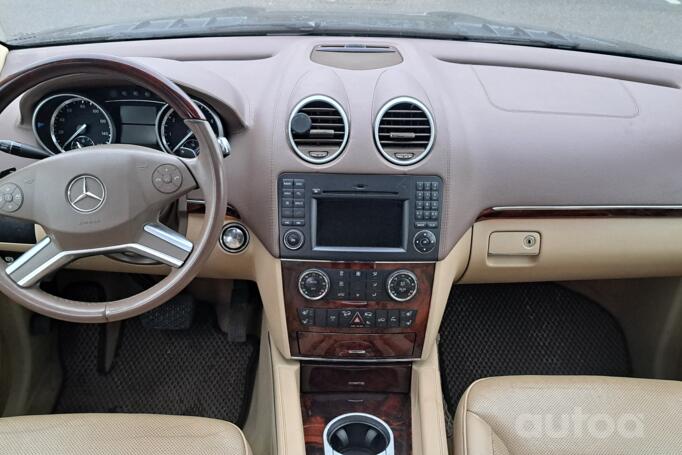 Mercedes-Benz GL-Class X164 [restyling] SUV 5-doors