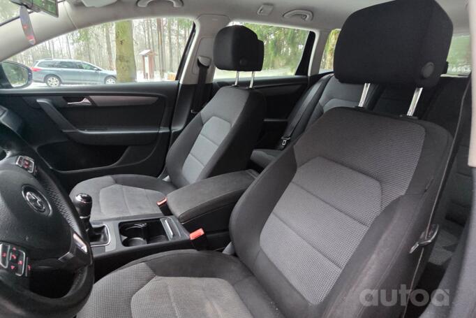 Volkswagen Passat B7 Passat Alltrack (B7)
