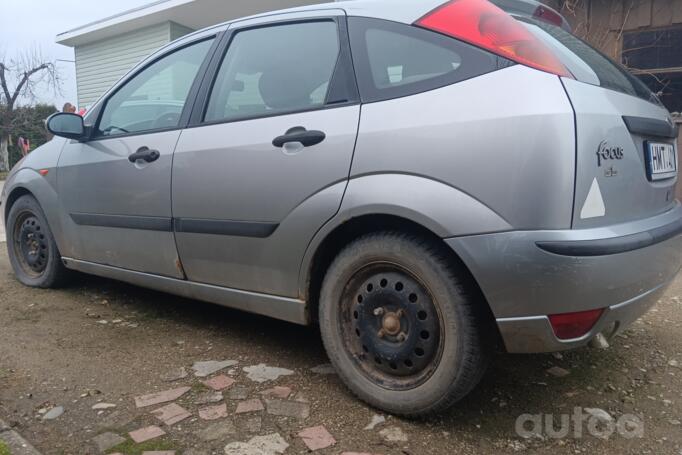 Ford Focus 2 generation Hatchback 5-doors
