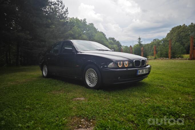 BMW 5 Series E39 Sedan 4-doors
