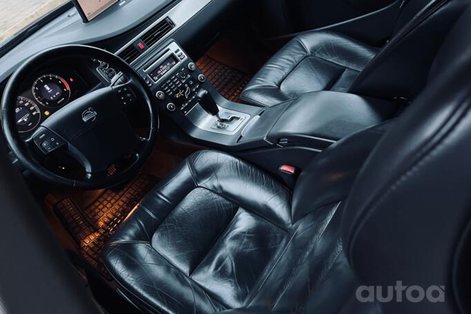 Volvo V70 3 generation wagon