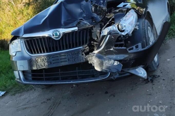 Skoda Superb 2 generation Combi wagon