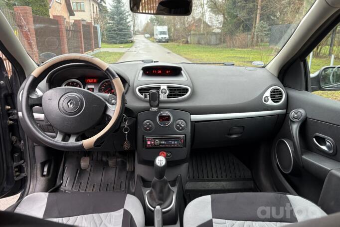 Renault Clio 3 generation Hatchback 5-doors