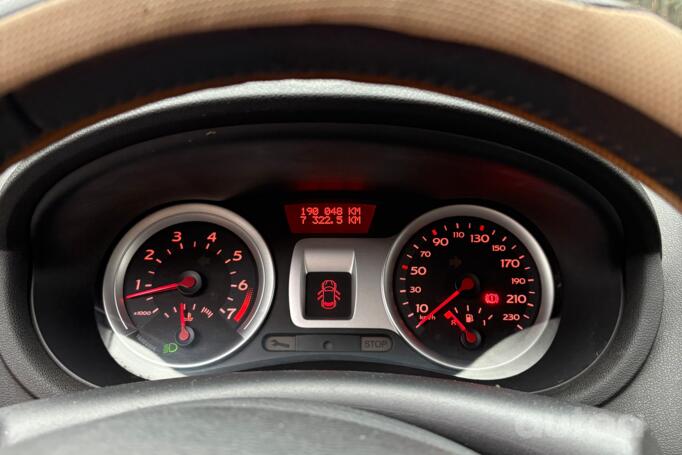 Renault Clio 3 generation Hatchback 5-doors