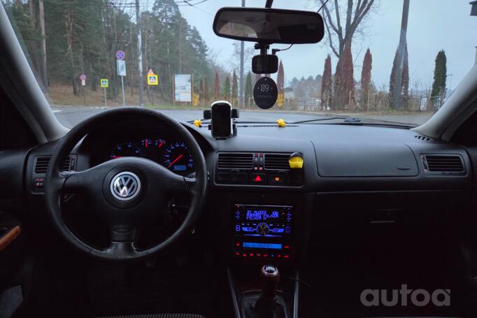 Volkswagen Bora 1 generation Sedan