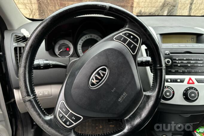 Kia Cee'd 1 generation Hatchback 5-doors