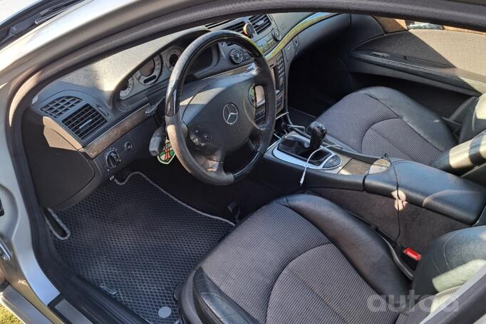 Mercedes-Benz E-Class W211 Sedan