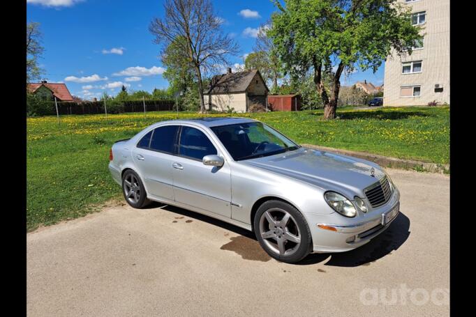 Mercedes-Benz E-Class W211 Sedan