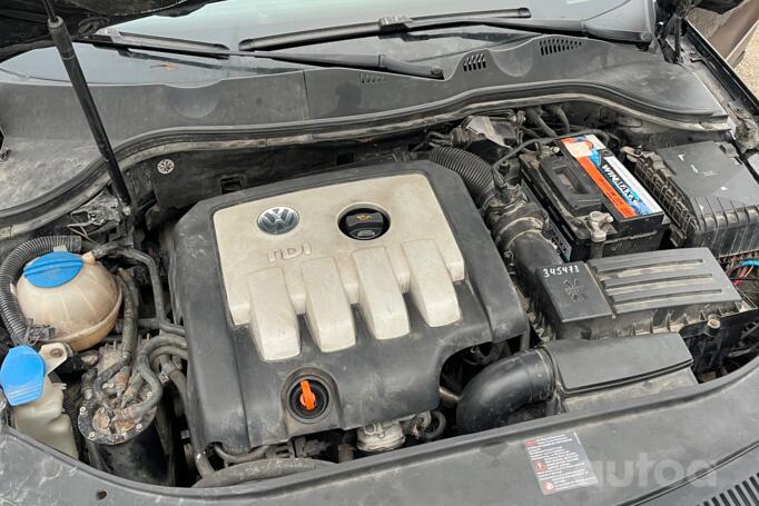 Volkswagen Passat B6 wagon 5-doors