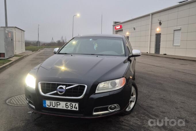 Volvo V70 3 generation wagon