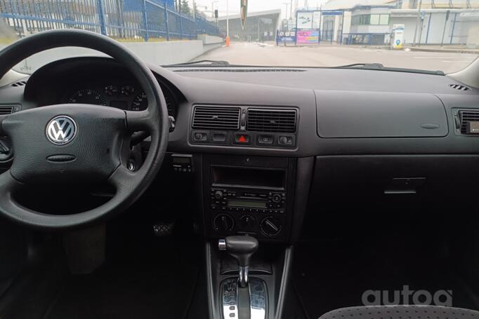 Volkswagen Golf 4 generation Hatchback 5-doors