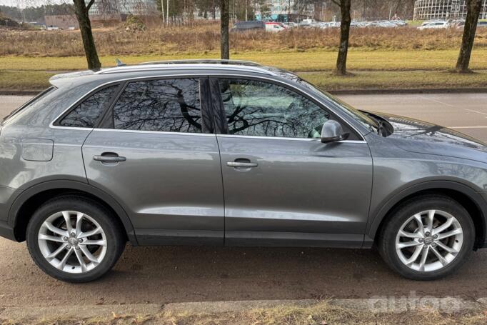 Audi Q3 8U Crossover