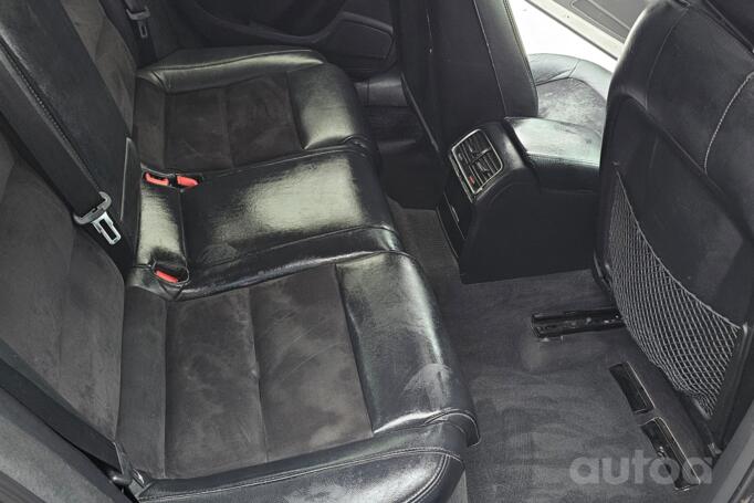 Audi A4 B8/8K Sedan 4-doors