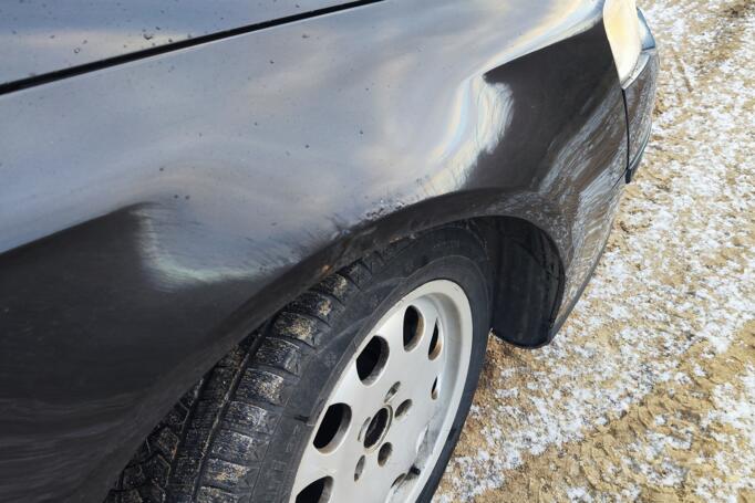 Volkswagen Passat B6 Sedan 4-doors