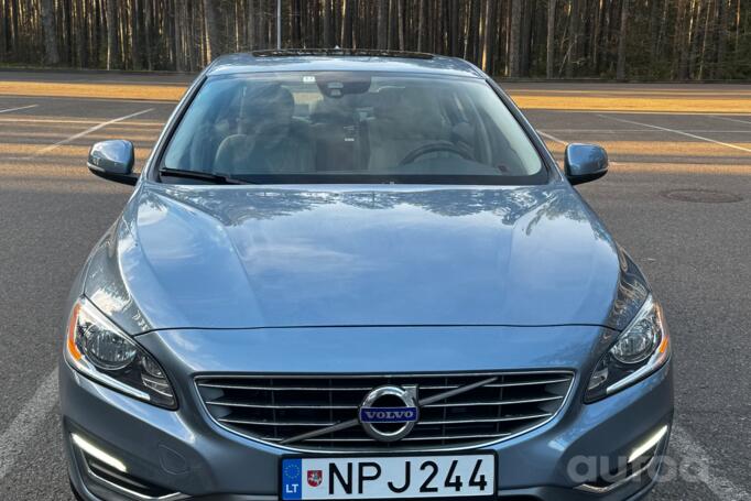 Volvo S60 2 generation [restyling] Sedan 4-doors