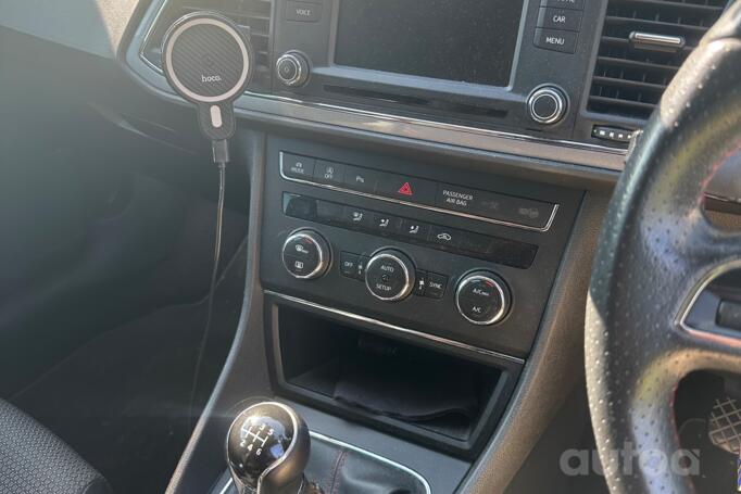 SEAT Leon 3 generation FR hatchback 5-doors