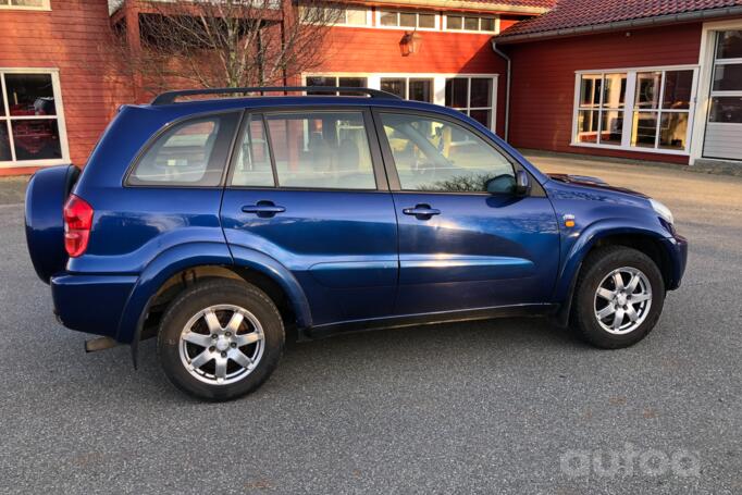 Toyota RAV 4 2 generation (XA20)