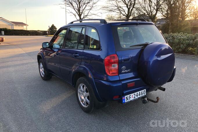 Toyota RAV 4 2 generation (XA20)