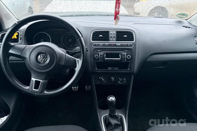 Volkswagen Polo 5 generation Hatchback 5-doors