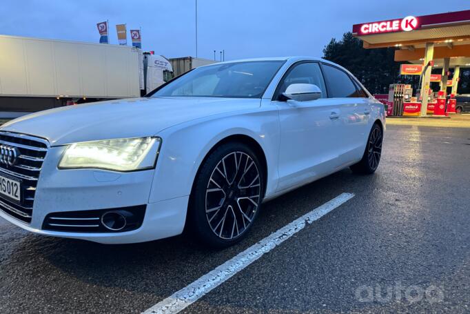 Audi A8 D4/4H Sedan