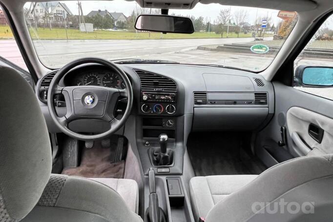 BMW 3 Series E36 Sedan