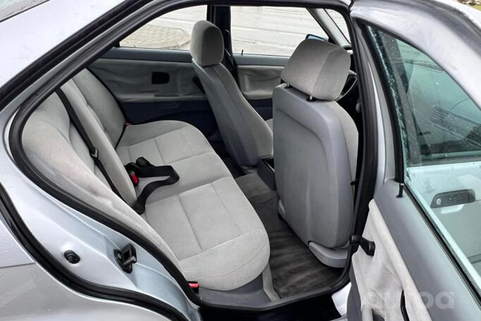 BMW 3 Series E36 Sedan