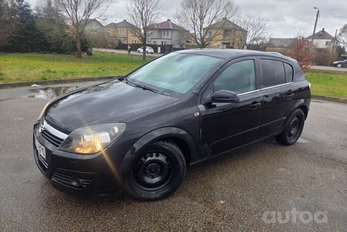 Opel Astra H Hatchback
