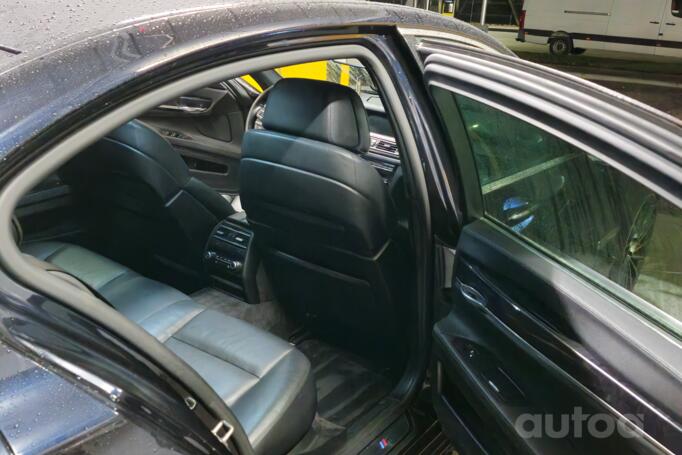 BMW 7 Series F01/F02 Sedan