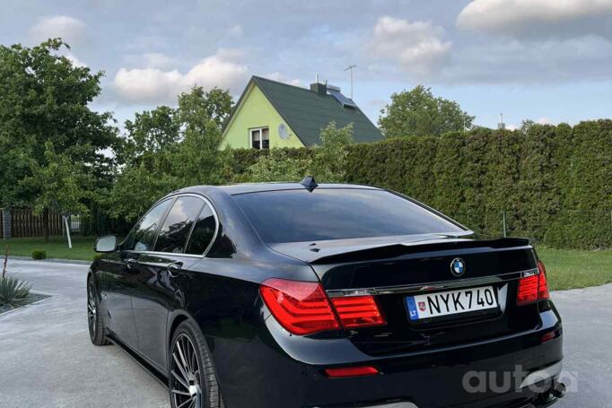 BMW 7 Series F01/F02 Sedan