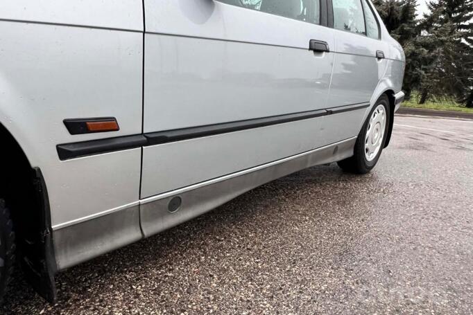 BMW 3 Series E36 Sedan