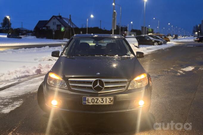 Mercedes-Benz C-Class W204/S204 Sedan 4-doors