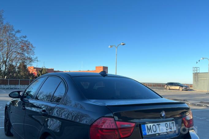 BMW 3 Series E90/E91/E92/E93 Sedan