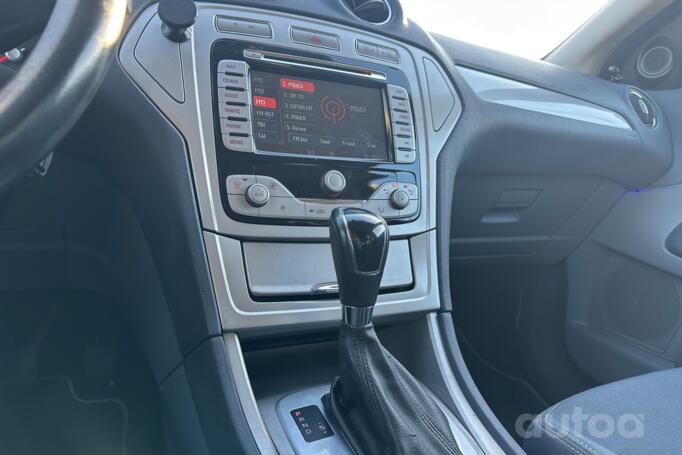 Ford Mondeo 4 generation wagon