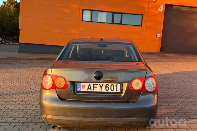 Volkswagen Jetta 5 generation Sedan 4-doors