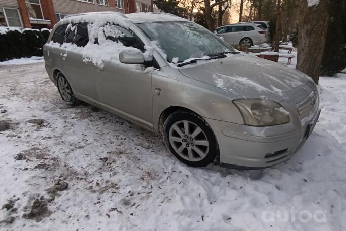 Toyota Avensis 2 generation wagon