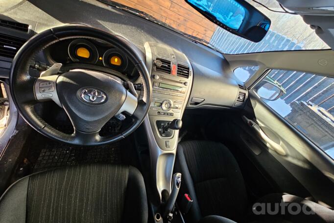 Toyota Auris 1 generation Hatchback 5-doors