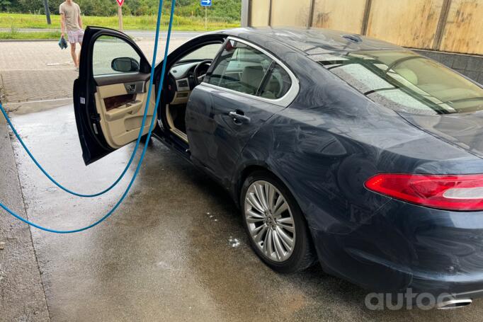 Jaguar XF X250 Sedan 4-doors